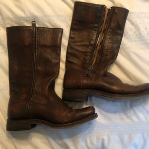 Beautiful Frye boots!